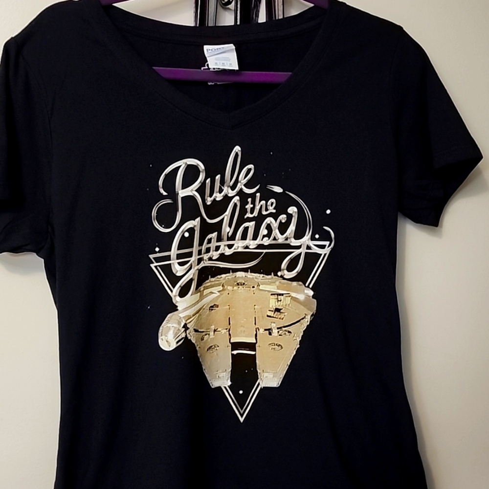 NWOT- Star Wars Shirt for women